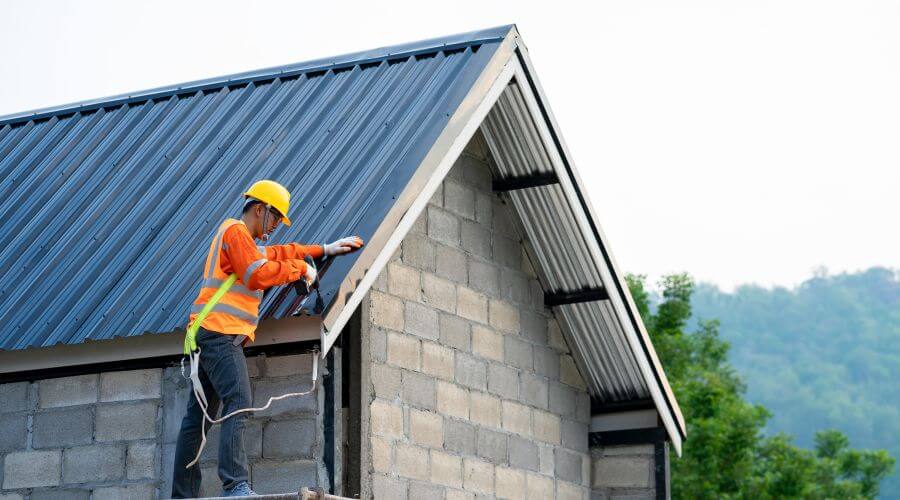Professional Flat Roofing Installation in Monmouth, IL